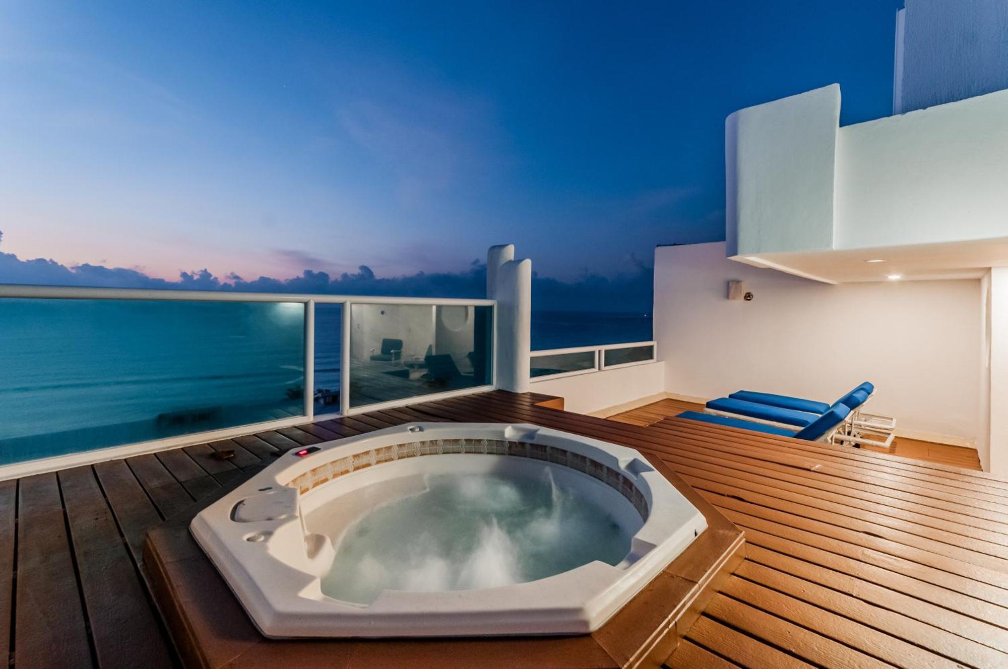 Brisas Beachfront Penthouses Cancun Dış mekan fotoğraf